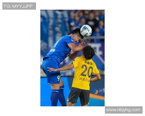 南京足球队在城市联赛中以73分稳居榜首展现强劲实力